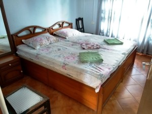 Row-villa Master Bedroom2A